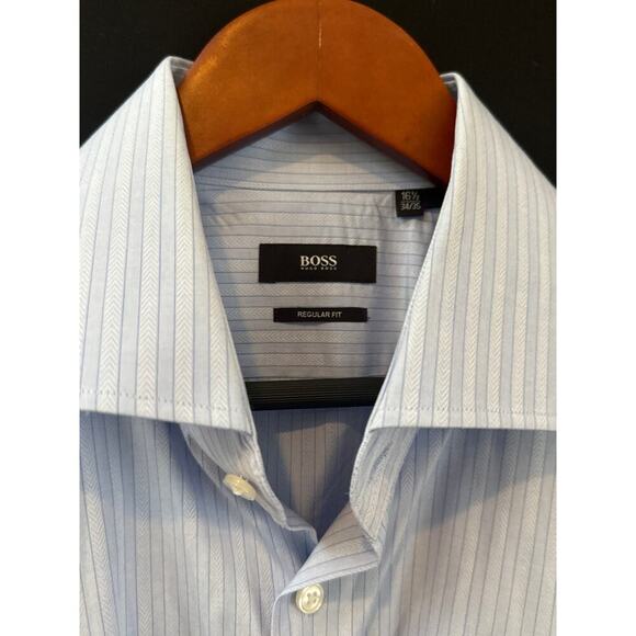 Men’s Hugo Boss Regular Fit 16 1/2 Blue Striped Button up - Picture 2 of 3